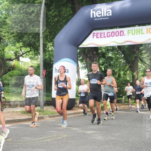 29.06.2025 - hella hamburg halbmarathon KatJ http://msf.ph/oto/8286996 29.06.2025 10:41:30 Zwischen KM18-KM19 1496, 1628, 2561, 4419, 7129, 8285, 8449 meine-sportfotos.de