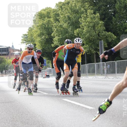 29.06.2025 - hella hamburg halbmarathon Jannik Wohlers http://msf.ph/oto/8287080 29.06.2025 08:53:26 Lombardsbrücke  meine-sportfotos.de