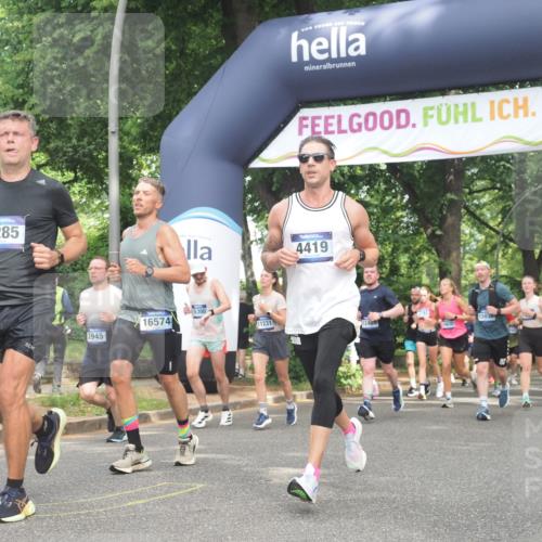 29.06.2025 - hella hamburg halbmarathon KatJ http://msf.ph/oto/8287084 29.06.2025 10:41:31 Zwischen KM18-KM19 1496, 1628, 2561, 3945, 4419, 7129, 8285, 8449 meine-sportfotos.de