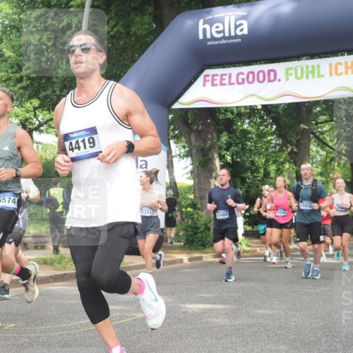 29.06.2025 - hella hamburg halbmarathon KatJ http://msf.ph/oto/8287105 29.06.2025 10:41:32 Zwischen KM18-KM19 2561, 3945, 4419, 6260, 7129, 7973, 8285, 8449 meine-sportfotos.de