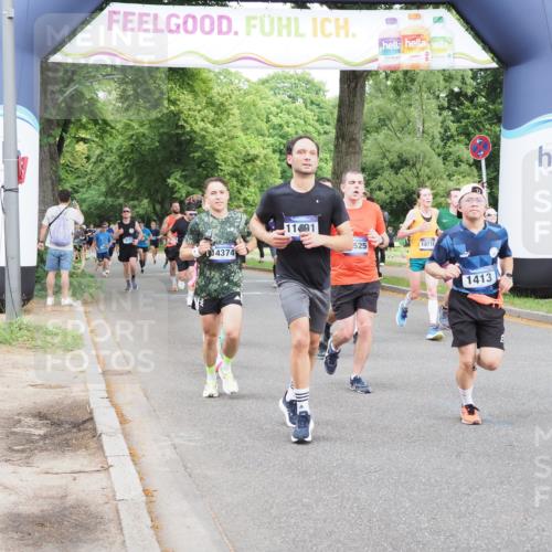 29.06.2025 - hella hamburg halbmarathon MichiJ http://msf.ph/oto/8287182 29.06.2025 10:33:12 Zwischen KM18-KM19 1171, 1413, 2890, 2970, 3056, 3917, 4915, 5623, 5884, 6266, 7325, 7843, 8928, 10596, 11491, 12783, 13525, 14374, 14464, 14686, 14687, 15760, 16506, 16685, 18055, 18407, 18638, 18718 meine-sportfotos.de