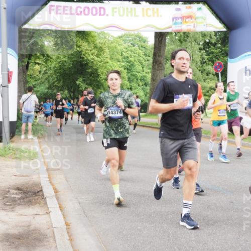 29.06.2025 - hella hamburg halbmarathon MichiJ http://msf.ph/oto/8287226 29.06.2025 10:33:12 Zwischen KM18-KM19 1171, 1413, 2890, 2970, 3056, 3917, 4915, 5623, 5884, 6266, 7325, 7843, 8928, 10596, 11491, 12783, 13525, 14374, 14464, 14686, 14687, 15760, 16506, 16685, 18055, 18407, 18638, 18718 meine-sportfotos.de