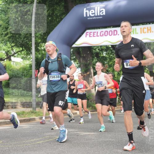 29.06.2025 - hella hamburg halbmarathon KatJ http://msf.ph/oto/8287244 29.06.2025 10:41:34 Zwischen KM18-KM19 1410, 3791, 3945, 4419, 6260, 7129, 7973, 8285, 8449 meine-sportfotos.de