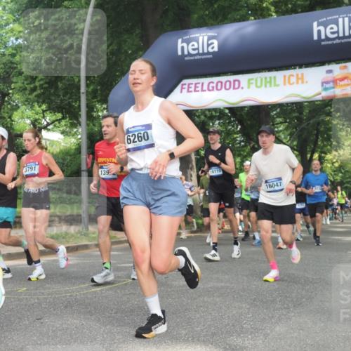 29.06.2025 - hella hamburg halbmarathon KatJ http://msf.ph/oto/8287256 29.06.2025 10:41:35 Zwischen KM18-KM19 1410, 2354, 3791, 3945, 4419, 4903, 6260, 7973, 8285, 8394, 8449, 8514 meine-sportfotos.de