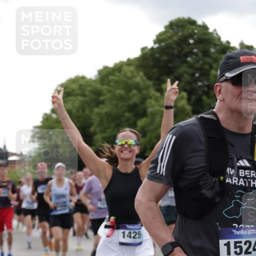 29.06.2025 - hella hamburg halbmarathon Jannik Wohlers http://msf.ph/oto/8287346 29.06.2025 10:35:44 Lombardsbrücke 1008, 1010, 1036, 1183, 1775, 1780, 1835, 2520, 2870, 3401, 3699, 3741, 3877, 4245, 4326, 4798, 4937, 5246, 5666, 6092, 6093, 6184, 6417, 6896, 7086, 7111, 7140, 7275, 7575, 7576, 8356, 8581, 8947, 9978, 10146, 10577, 11010, 11187, 11198, 11979, 12342, 12343, 12660, 12661, 13422, 13492, 13600, 13602, 13679, 14134, 14189, 14249, 14251, 14955, 15075, 15078, 15248, 15370, 15587, 15612, 15617, 15618, 15676, 15677, 15827, 15830, 15876, 16570, 16571, 17635 meine-sportfotos.de