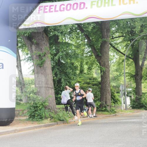 29.06.2025 - hella hamburg halbmarathon KatJ http://msf.ph/oto/8287371 29.06.2025 10:12:01 Zwischen KM18-KM19  meine-sportfotos.de