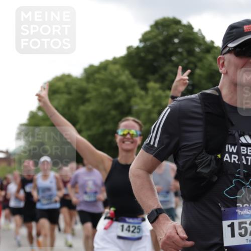 29.06.2025 - hella hamburg halbmarathon Jannik Wohlers http://msf.ph/oto/8287432 29.06.2025 10:35:44 Lombardsbrücke 1008, 1010, 1036, 1183, 1775, 1780, 1835, 2520, 2870, 3401, 3699, 3741, 3877, 4245, 4326, 4798, 4937, 5246, 5666, 6092, 6093, 6184, 6417, 6896, 7086, 7111, 7140, 7275, 7575, 7576, 8356, 8581, 8947, 9978, 10146, 10577, 11010, 11187, 11198, 11979, 12342, 12343, 12660, 12661, 13422, 13492, 13600, 13602, 13679, 14134, 14189, 14249, 14251, 14955, 15075, 15078, 15248, 15370, 15587, 15612, 15617, 15618, 15676, 15677, 15827, 15830, 15876, 16570, 16571, 17635 meine-sportfotos.de