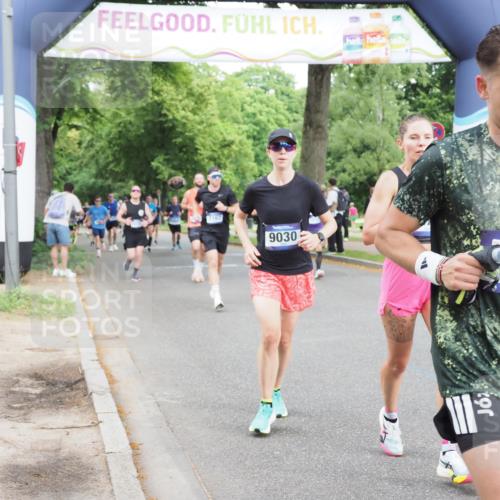 29.06.2025 - hella hamburg halbmarathon MichiJ http://msf.ph/oto/8287504 29.06.2025 10:33:14 Zwischen KM18-KM19 1171, 1413, 2098, 2890, 2970, 3056, 3917, 5623, 5884, 6266, 7167, 7325, 7843, 9030, 10596, 11491, 12783, 13525, 14374, 14464, 14686, 14687, 14722, 15760, 16685, 18055, 18407, 18637, 18638, 18718 meine-sportfotos.de