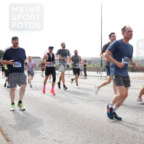 29.06.2025 - hella hamburg halbmarathon Lena Gebhardt http://msf.ph/oto/8287507 29.06.2025 10:36:02 Lombardsbrücke 281, 2001, 4798, 16570, 16571, 3990, 15827, 100, 1008, 1010, 1036, 1102, 1108, 1183, 1336, 1730, 1775, 1780, 1835, 2352, 2425, 2520, 2787, 2811, 2827, 2870, 3243, 3401, 3404, 3598, 3699, 3741, 3877, 3990, 4245, 4326, 4413, 4798, 4902, 4937, 5147, 5246, 5666, 5809, 6021, 6092, 6093, 6184, 6417, 6845, 6867, 6896, 7086, 7111, 7140, 7275, 7304, 7382, 7575, 7576, 8333, 8356, 8581, 8947, 9342, 9432, 9803, 9806, 9819, 10652, 12026, 12408 meine-sportfotos.de