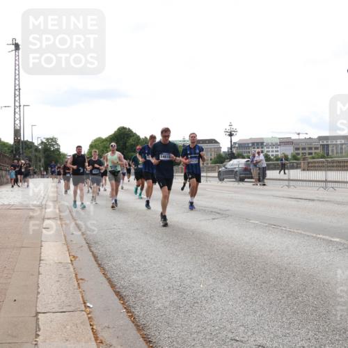 29.06.2025 - hella hamburg halbmarathon Lena Gebhardt http://msf.ph/oto/8287519 29.06.2025 10:20:59 Lombardsbrücke 14615, 8724, 4350, 15113, 15, 1011, 1028, 1266, 1471, 1658, 2053, 2101, 2325, 2383, 2834, 2923, 2945, 2956, 2986, 3161, 3247, 3453, 3733, 3781, 3813, 4082, 4288, 4350, 4422, 4754, 4869, 5041, 5061, 5181, 5625, 5767, 6275, 6308, 6608, 7228, 7608, 8113, 8724, 8726, 8844, 8940, 9005, 9011, 9108, 9236, 9501, 9981, 10050, 10350, 10585, 10602, 11100, 11145, 11698, 11995, 12175, 12694, 12844, 13057, 13508 meine-sportfotos.de