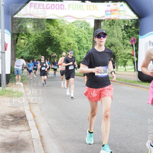 29.06.2025 - hella hamburg halbmarathon MichiJ http://msf.ph/oto/8287534 29.06.2025 10:33:14 Zwischen KM18-KM19 1171, 1413, 2098, 2890, 2970, 3056, 3917, 5623, 5884, 6266, 7167, 7325, 7843, 9030, 10596, 11491, 12783, 13525, 14374, 14464, 14686, 14687, 14722, 15760, 16685, 18055, 18407, 18637, 18638, 18718 meine-sportfotos.de