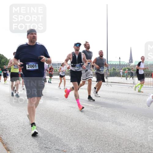 29.06.2025 - hella hamburg halbmarathon Lena Gebhardt http://msf.ph/oto/8287558 29.06.2025 10:36:03 Lombardsbrücke 2811, 1243, 2001, 17635, 1008, 1010, 1036, 1102, 1108, 1183, 1336, 1730, 1775, 1780, 1835, 2352, 2425, 2520, 2787, 2811, 2827, 2870, 3243, 3401, 3404, 3598, 3699, 3741, 3877, 3990, 4245, 4326, 4413, 4798, 4902, 4937, 5147, 5246, 5573, 5666, 5809, 6021, 6092, 6093, 6184, 6417, 6845, 6867, 6896, 7086, 7111, 7140, 7275, 7304, 7382, 7575, 7576, 8333, 8356, 8498, 8581, 8947, 9342, 9432, 9803, 9806, 9819, 10652, 12026, 12408 meine-sportfotos.de