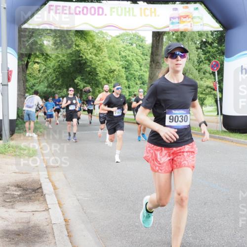 29.06.2025 - hella hamburg halbmarathon MichiJ http://msf.ph/oto/8287586 29.06.2025 10:33:14 Zwischen KM18-KM19 1171, 1413, 2098, 2890, 2970, 3056, 3917, 5623, 5884, 6266, 7167, 7325, 7843, 9030, 10596, 11491, 12783, 13525, 14374, 14464, 14686, 14687, 14722, 15760, 16685, 18055, 18407, 18637, 18638, 18718 meine-sportfotos.de