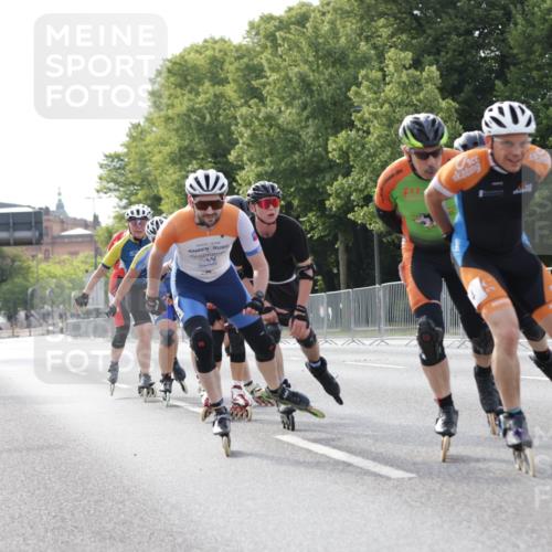 29.06.2025 - hella hamburg halbmarathon Jannik Wohlers http://msf.ph/oto/8287600 29.06.2025 08:53:26 Lombardsbrücke  meine-sportfotos.de