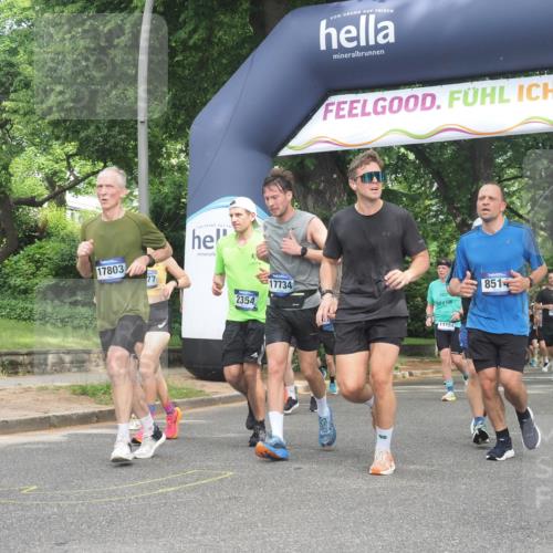 29.06.2025 - hella hamburg halbmarathon KatJ http://msf.ph/oto/8287663 29.06.2025 10:41:37 Zwischen KM18-KM19 1410, 2354, 3791, 3945, 4419, 4903, 5319, 6260, 7973, 8394, 8514 meine-sportfotos.de