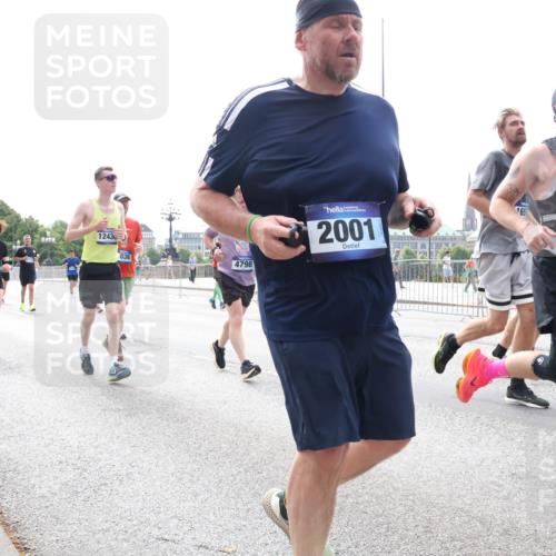 29.06.2025 - hella hamburg halbmarathon Lena Gebhardt http://msf.ph/oto/8287739 29.06.2025 10:36:04 Lombardsbrücke 2811, 1243, 036, 4798, 2001, 17635, 1008, 1010, 1036, 1102, 1108, 1183, 1336, 1730, 1775, 1780, 1835, 2352, 2425, 2520, 2811, 2827, 2870, 3243, 3401, 3404, 3598, 3699, 3741, 3877, 3990, 4245, 4326, 4413, 4798, 4902, 4937, 5147, 5246, 5573, 5666, 5809, 6021, 6092, 6093, 6184, 6417, 6845, 6867, 6896, 7086, 7111, 7140, 7275, 7304, 7382, 7575, 7576, 8333, 8356, 8498, 8581, 8947, 9229, 9432, 9803, 9806, 9819, 10652, 12026, 12408 meine-sportfotos.de