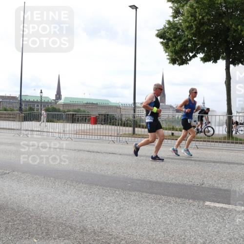 29.06.2025 - hella hamburg halbmarathon Lena Gebhardt http://msf.ph/oto/8287746 29.06.2025 10:21:01 Lombardsbrücke 14615, 19124, 1028, 1266, 1658, 2053, 2101, 2325, 2383, 2834, 2923, 2945, 2956, 2986, 3161, 3247, 3453, 3781, 3813, 4082, 4288, 4350, 4422, 4754, 4869, 5041, 5061, 5625, 5767, 6275, 6308, 6608, 7228, 7608, 8113, 8724, 8726, 8844, 8940, 9005, 9011, 9108, 9236, 9501, 9981, 10050, 10350, 10585, 10602, 11100, 11145, 11698, 11995, 12175, 12694, 12844, 13057, 13508 meine-sportfotos.de