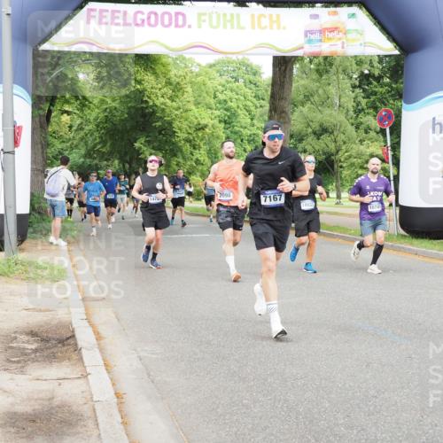 29.06.2025 - hella hamburg halbmarathon MichiJ http://msf.ph/oto/8287755 29.06.2025 10:33:15 Zwischen KM18-KM19 1171, 1413, 2098, 2890, 2970, 3056, 3917, 5623, 6266, 7167, 7325, 7843, 9030, 10741, 11491, 12783, 13525, 14374, 14464, 14686, 14687, 14722, 15760, 16685, 18055, 18407, 18637, 18638, 18718 meine-sportfotos.de