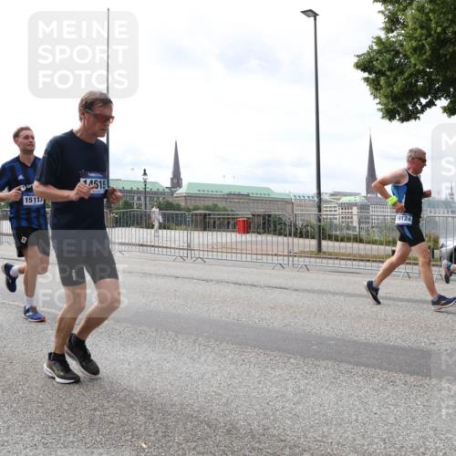 29.06.2025 - hella hamburg halbmarathon Lena Gebhardt http://msf.ph/oto/8287787 29.06.2025 10:21:01 Lombardsbrücke 15913, 15113, 4515, 19124, 1912, 1028, 1266, 1658, 2053, 2101, 2325, 2383, 2834, 2923, 2945, 2956, 2986, 3161, 3247, 3453, 3781, 3813, 4082, 4288, 4350, 4422, 4754, 4869, 5041, 5061, 5625, 5767, 6275, 6308, 6608, 7228, 7608, 8113, 8724, 8726, 8844, 8940, 9005, 9011, 9108, 9236, 9501, 9981, 10050, 10350, 10585, 10602, 11100, 11145, 11698, 11995, 12175, 12694, 12844, 13057, 13508 meine-sportfotos.de
