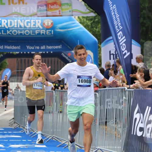 29.06.2025 - hella hamburg halbmarathon Strokosch-Dieckow http://msf.ph/oto/8287811 29.06.2025 10:20:47 Ziel 11210, 14360, 14766, 16988, 17402 meine-sportfotos.de