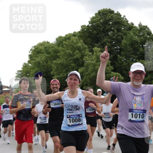 29.06.2025 - hella hamburg halbmarathon Jannik Wohlers http://msf.ph/oto/8287899 29.06.2025 10:35:46 Lombardsbrücke 1008, 1010, 1036, 1102, 1183, 1775, 1780, 1835, 2520, 2870, 3401, 3404, 3699, 3741, 3877, 4245, 4326, 4937, 5246, 5666, 5809, 6092, 6093, 6184, 6417, 6896, 7086, 7111, 7140, 7275, 7575, 7576, 8356, 8581, 9978, 10146, 10341, 10577, 11010, 11187, 12342, 12343, 12660, 12661, 13227, 13422, 13492, 13600, 13602, 13679, 14134, 14189, 14249, 14251, 14955, 15075, 15078, 15248, 15370, 15587, 15612, 15617, 15618, 15676, 15677, 15876, 16570, 16571, 17635 meine-sportfotos.de