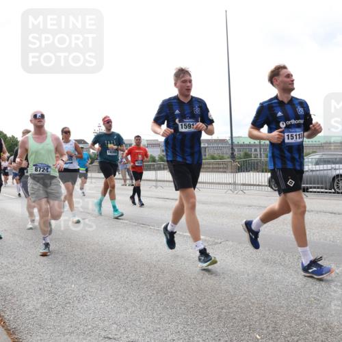 29.06.2025 - hella hamburg halbmarathon Lena Gebhardt http://msf.ph/oto/8287948 29.06.2025 10:21:02 Lombardsbrücke 17367, 8724, 2025, 18305, 1839, 1591, 15113, 1028, 1266, 1658, 2053, 2101, 2325, 2383, 2834, 2923, 2945, 2956, 2986, 3161, 3247, 3453, 3781, 3813, 4082, 4288, 4350, 4422, 4754, 4869, 5041, 5061, 5625, 5767, 6275, 6308, 6608, 7228, 7608, 8113, 8724, 8726, 8844, 8940, 9005, 9011, 9108, 9236, 9501, 9981, 10050, 10350, 10585, 10602, 11100, 11145, 11698, 11995, 12175, 12694, 12844, 13057, 13508 meine-sportfotos.de
