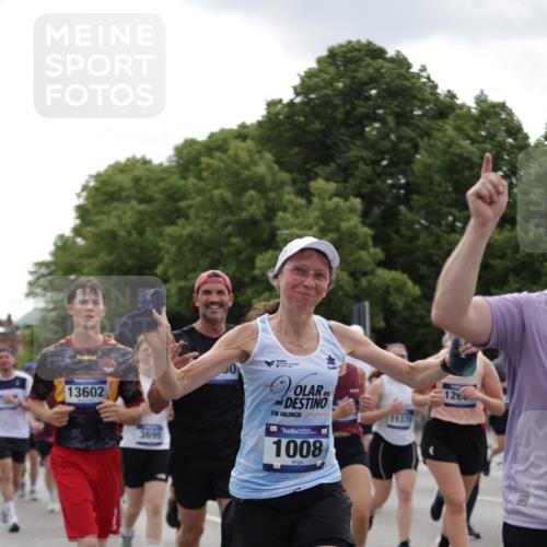 29.06.2025 - hella hamburg halbmarathon Jannik Wohlers http://msf.ph/oto/8288067 29.06.2025 10:35:47 Lombardsbrücke 1008, 1010, 1102, 1183, 1775, 1780, 1835, 2520, 2870, 3401, 3404, 3699, 3741, 3877, 4245, 4326, 4937, 5246, 5573, 5666, 5809, 6092, 6093, 6184, 6417, 6896, 7086, 7111, 7140, 7275, 7575, 7576, 8356, 8498, 8581, 9978, 10146, 10336, 10341, 10577, 11010, 12342, 12343, 12660, 12661, 13227, 13422, 13600, 13602, 13679, 14134, 14189, 14249, 14251, 14955, 15075, 15078, 15234, 15248, 15370, 15587, 15612, 15617, 15618, 15676, 15677, 15876, 16570, 16571, 17635 meine-sportfotos.de