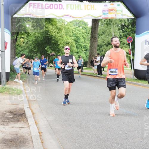 29.06.2025 - hella hamburg halbmarathon MichiJ http://msf.ph/oto/8288151 29.06.2025 10:33:17 Zwischen KM18-KM19 1413, 2098, 2890, 3917, 4854, 7167, 7843, 9030, 10741, 11491, 12783, 13525, 14374, 14464, 14722, 15760, 16685, 18407, 18637, 18638, 18718 meine-sportfotos.de