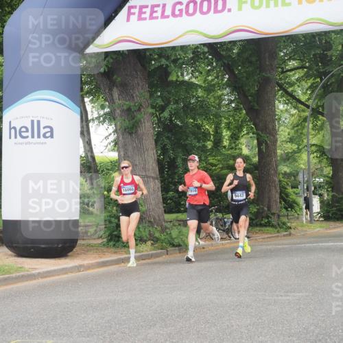 29.06.2025 - hella hamburg halbmarathon KatJ http://msf.ph/oto/8288273 29.06.2025 10:12:19 Zwischen KM18-KM19  meine-sportfotos.de