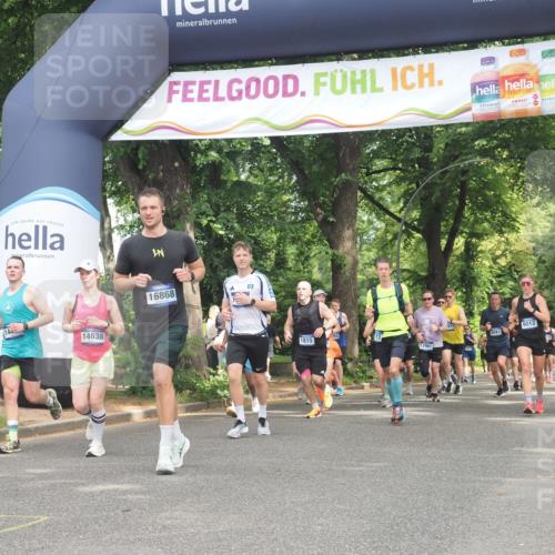 29.06.2025 - hella hamburg halbmarathon KatJ http://msf.ph/oto/8288285 29.06.2025 10:41:40 Zwischen KM18-KM19 1327, 1410, 2354, 3791, 4903, 5319, 6260, 7973, 8394, 8514 meine-sportfotos.de