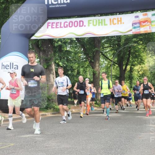 29.06.2025 - hella hamburg halbmarathon KatJ http://msf.ph/oto/8288312 29.06.2025 10:41:41 Zwischen KM18-KM19 1327, 1410, 1815, 2354, 3791, 4903, 5319, 8394, 8514 meine-sportfotos.de