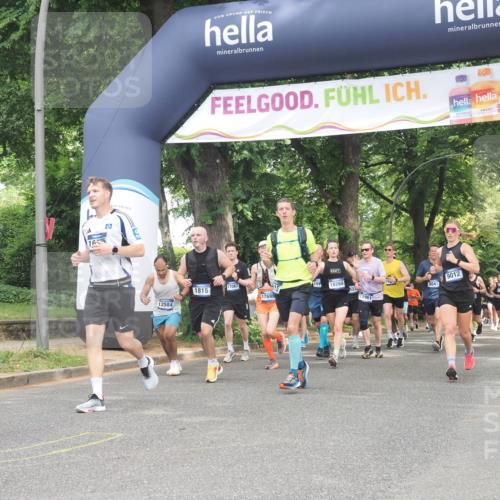29.06.2025 - hella hamburg halbmarathon KatJ http://msf.ph/oto/8288415 29.06.2025 10:41:42 Zwischen KM18-KM19 1327, 1815, 2119, 2354, 3791, 4903, 5319, 8394, 8514 meine-sportfotos.de