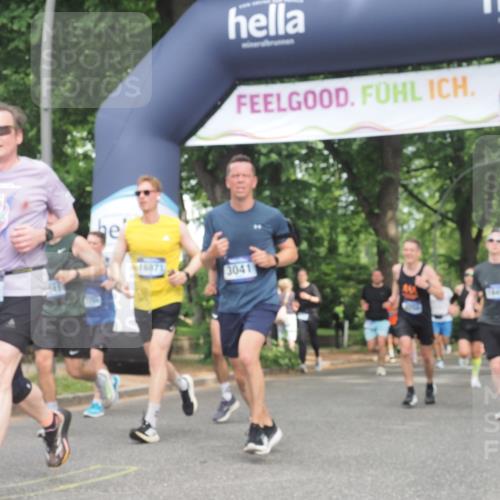 29.06.2025 - hella hamburg halbmarathon KatJ http://msf.ph/oto/8288626 29.06.2025 10:41:45 Zwischen KM18-KM19 1327, 1815, 2119, 3041, 3256, 5319, 6581 meine-sportfotos.de