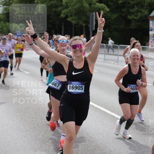29.06.2025 - hella hamburg halbmarathon Jannik Wohlers http://msf.ph/oto/8288677 29.06.2025 10:36:04 Lombardsbrücke 1102, 1224, 2124, 3398, 3404, 3428, 4442, 5012, 5246, 5427, 5540, 5573, 5747, 5809, 5919, 6190, 6667, 7632, 8498, 8530, 8945, 9115, 9117, 9229, 9918, 10024, 10112, 10146, 10336, 10341, 10984, 11541, 11637, 12343, 12493, 13227, 13445, 14296, 15234, 15568, 15707, 16239, 17156, 17807, 18152, 18226, 18644, 18646, 18918, 18929 meine-sportfotos.de