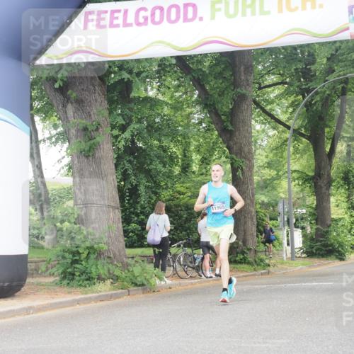 29.06.2025 - hella hamburg halbmarathon KatJ http://msf.ph/oto/8288873 29.06.2025 10:12:23 Zwischen KM18-KM19  meine-sportfotos.de