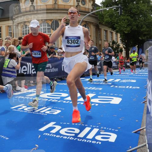29.06.2025 - hella hamburg halbmarathon Strokosch-Dieckow http://msf.ph/oto/8289070 29.06.2025 10:49:06 Ziel 2013, 4832, 4847, 4890, 6389, 7297, 8302, 8821, 9695, 10184, 13614, 13688, 15523, 16414, 16627, 16731, 17173, 17632, 18598, 18842 meine-sportfotos.de