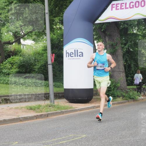 29.06.2025 - hella hamburg halbmarathon KatJ http://msf.ph/oto/8289103 29.06.2025 10:12:24 Zwischen KM18-KM19  meine-sportfotos.de