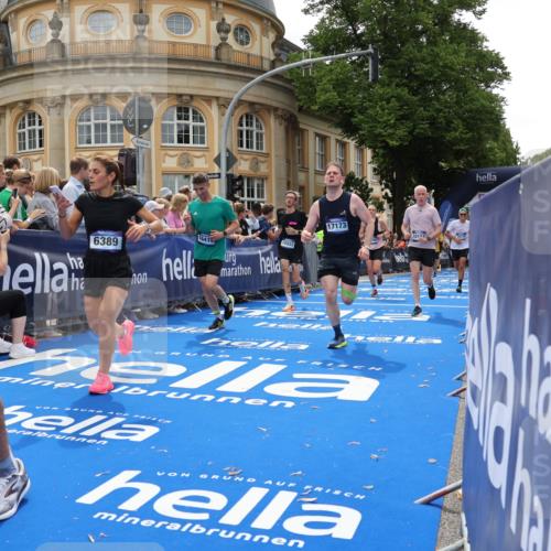 29.06.2025 - hella hamburg halbmarathon Strokosch-Dieckow http://msf.ph/oto/8289113 29.06.2025 10:49:10 Ziel 2013, 4832, 4847, 4890, 6158, 6389, 8112, 9348, 10053, 10184, 13450, 13614, 15523, 16369, 16414, 16627, 16731, 17173, 18598, 18842 meine-sportfotos.de