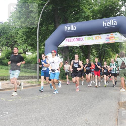 29.06.2025 - hella hamburg halbmarathon KatJ http://msf.ph/oto/8289151 29.06.2025 10:41:50 Zwischen KM18-KM19 1120, 2119, 2432, 3041, 3058, 3256, 3898, 6581, 6587, 8618 meine-sportfotos.de