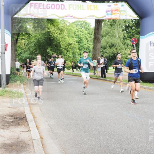 29.06.2025 - hella hamburg halbmarathon MichiJ http://msf.ph/oto/8289166 29.06.2025 10:33:22 Zwischen KM18-KM19 2098, 2590, 4854, 4997, 9159, 10741, 12643, 14722, 18637 meine-sportfotos.de