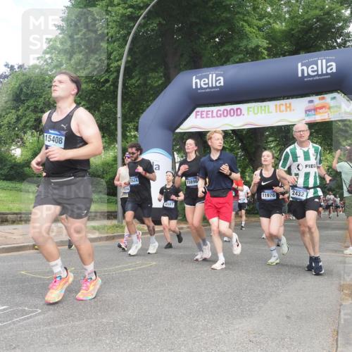 29.06.2025 - hella hamburg halbmarathon KatJ http://msf.ph/oto/8289324 29.06.2025 10:41:51 Zwischen KM18-KM19 1120, 2432, 3041, 3058, 3256, 3898, 6581, 6587, 8618 meine-sportfotos.de
