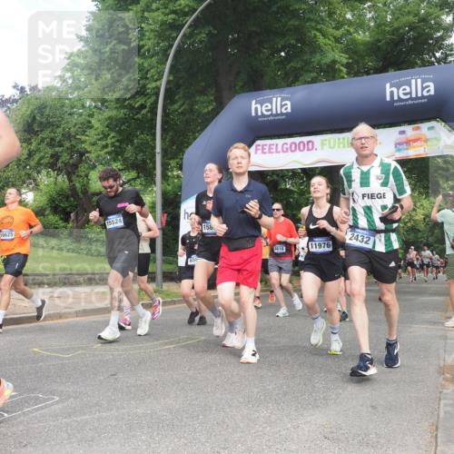 29.06.2025 - hella hamburg halbmarathon KatJ http://msf.ph/oto/8289393 29.06.2025 10:41:52 Zwischen KM18-KM19 1120, 1143, 2432, 3058, 3256, 3898, 6581, 6587, 8618 meine-sportfotos.de