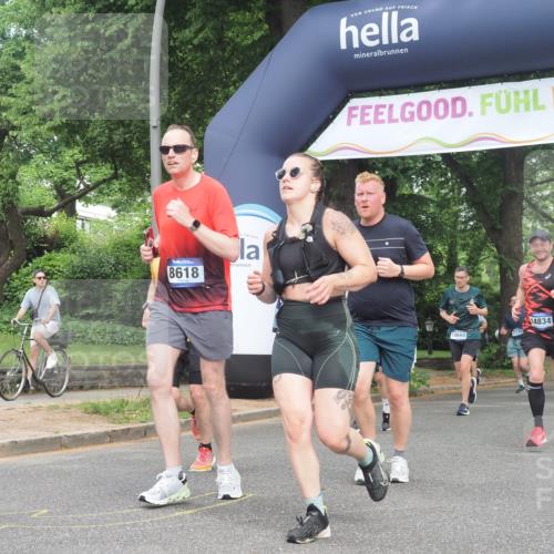 29.06.2025 - hella hamburg halbmarathon KatJ http://msf.ph/oto/8289412 29.06.2025 10:41:53 Zwischen KM18-KM19 1120, 1143, 2432, 3058, 3898, 6581, 6587, 8618 meine-sportfotos.de