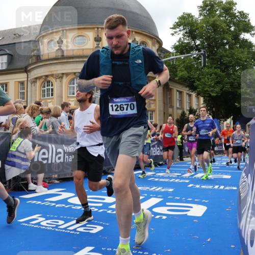 29.06.2025 - hella hamburg halbmarathon Strokosch-Dieckow http://msf.ph/oto/8289522 29.06.2025 10:49:27 Ziel 1342, 1476, 2516, 2592, 2596, 2878, 2889, 4183, 4185, 5705, 8437, 8689, 8813, 9038, 9649, 11339, 11340, 11679, 11779, 11819, 12094, 12670, 13233, 13269, 14562, 14838, 15392, 15422, 15784, 15857, 15894, 15966, 16114, 16592, 16738, 16891, 17001, 18476, 18887, 18960 meine-sportfotos.de