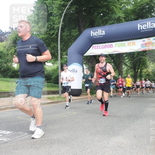 29.06.2025 - hella hamburg halbmarathon KatJ http://msf.ph/oto/8289562 29.06.2025 10:41:54 Zwischen KM18-KM19 1120, 1143, 2432, 3058, 3898, 6587, 8618 meine-sportfotos.de