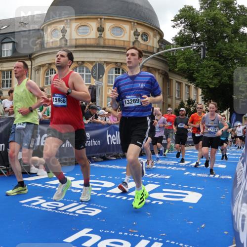 29.06.2025 - hella hamburg halbmarathon Strokosch-Dieckow http://msf.ph/oto/8289595 29.06.2025 10:49:28 Ziel 1342, 1476, 2516, 2592, 2596, 2878, 2889, 5705, 8437, 8689, 8813, 9038, 9649, 11339, 11340, 11679, 11779, 12094, 12670, 13233, 13269, 14562, 14838, 15392, 15784, 15857, 15894, 15966, 16114, 16592, 16738, 16891, 17001, 18476, 18887, 18960 meine-sportfotos.de