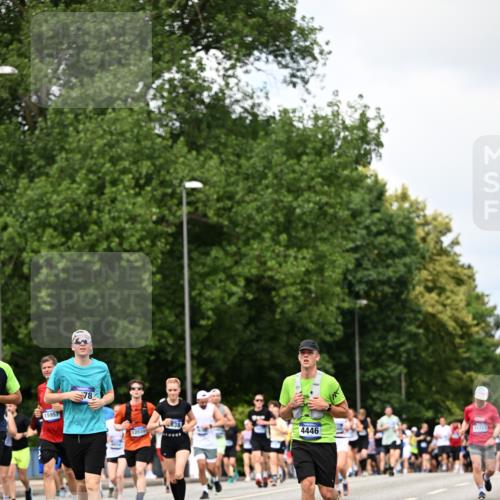 29.06.2025 - hella hamburg halbmarathon Dr. Thomas Lammeyer http://msf.ph/oto/8289658 29.06.2025 10:37:18 Kennedybrücke 1078, 1199, 1324, 1373, 1732, 1879, 2059, 2085, 2384, 2838, 3221, 3341, 3422, 3560, 3653, 3871, 4030, 4096, 4164, 4446, 4555, 5156, 5581, 5917, 6773, 6861, 7705, 7750, 8175, 8595, 8839, 8993, 9034, 9289, 9471, 9750, 9768, 9780, 10770 meine-sportfotos.de