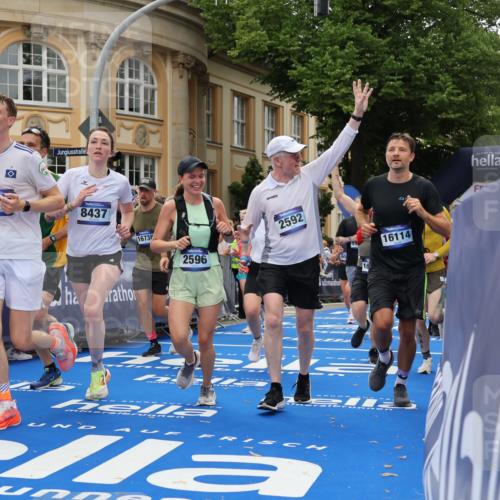 29.06.2025 - hella hamburg halbmarathon Strokosch-Dieckow http://msf.ph/oto/8289779 29.06.2025 10:49:33 Ziel 1476, 2504, 2516, 2592, 2596, 2706, 2878, 2889, 2937, 5705, 5978, 6115, 8437, 8689, 8813, 9038, 9463, 9649, 11339, 11340, 11679, 11977, 12094, 13233, 13269, 14562, 15392, 15857, 16114, 16592, 16738, 16843, 16891, 17001, 18058, 18451, 18476, 18887, 18960 meine-sportfotos.de