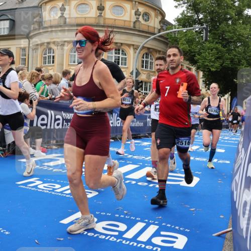 29.06.2025 - hella hamburg halbmarathon Strokosch-Dieckow http://msf.ph/oto/8289897 29.06.2025 10:49:36 Ziel 2504, 2516, 2592, 2596, 2706, 2889, 2937, 3060, 3543, 5705, 5894, 5978, 6115, 7332, 8437, 8689, 9038, 9463, 9619, 9649, 11340, 11679, 11977, 12094, 13233, 14562, 15392, 15857, 16114, 16592, 16738, 16843, 16877, 17001, 17282, 18058, 18451, 18926 meine-sportfotos.de