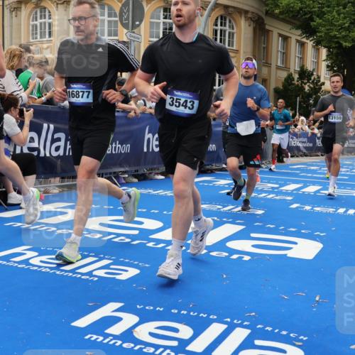 29.06.2025 - hella hamburg halbmarathon Strokosch-Dieckow http://msf.ph/oto/8290249 29.06.2025 10:49:45 Ziel 2504, 2706, 3060, 3543, 4017, 5460, 5894, 5978, 6115, 6125, 7332, 8455, 9126, 9200, 9463, 9551, 9597, 9619, 9723, 9924, 11975, 13159, 13463, 14794, 16800, 16843, 16877, 17282, 17753, 18058, 18451, 18926, 19109, 19122 meine-sportfotos.de